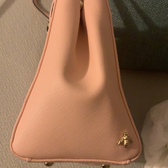 Christian Siriano Pink Crossbody/Shoulder Bag with Gold Bee - Picture 9 of 15